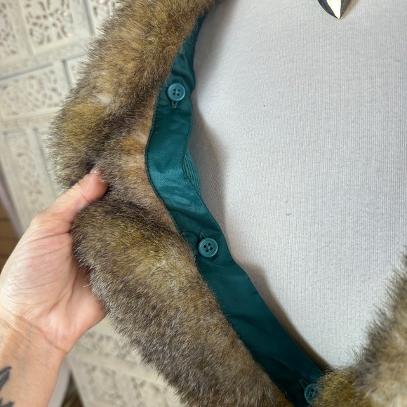 cAbi Blue Teal Faux Fur Collar Button Up Long Sleeve Coquette Twee Cardigan Sz S - Picture 5 of 9